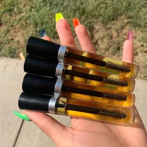 Eyelash/Eyebrow growth serum